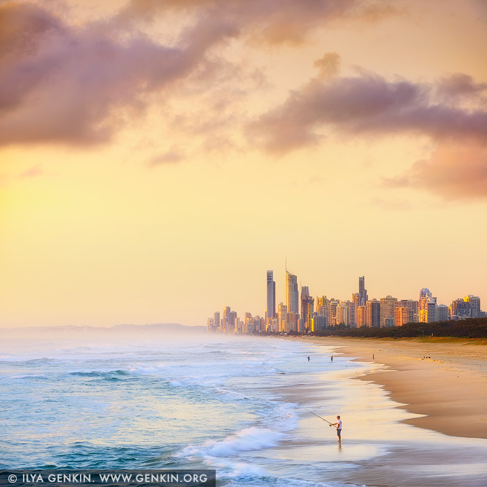 Surfers Paradise, QLD - Aussie Towns
