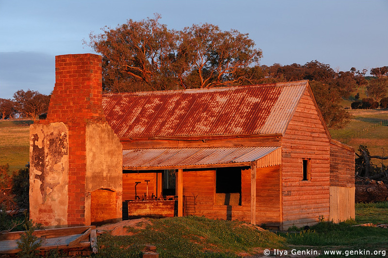 australia stock photography | Abandoned Farmhouse, Binalong, NSW, Australia, Image ID AUNS0005