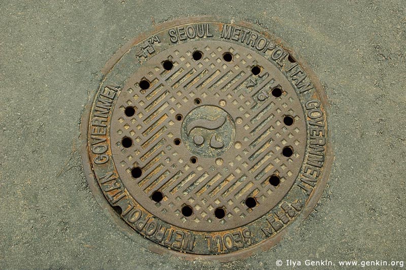  stock photography | Manhole Cover in Seoul, South Korea, Seoul, South Korea, Image ID KR-SEOUL-0019