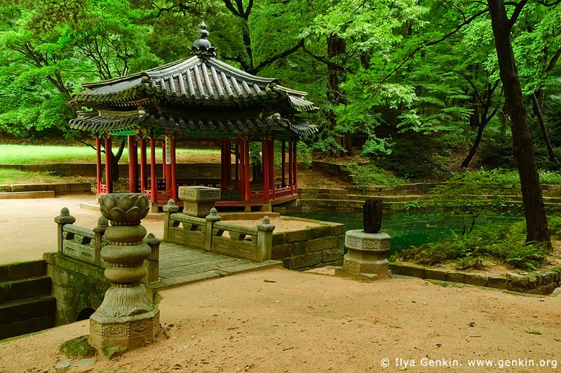  stock photography | Jondeokjeong Pavilion at Changdeokgung Palace in Seoul, South Korea, Jongno-gu, Seoul, South Korea, Image ID KR-SEOUL-CHANGDEOKGUNG-0020