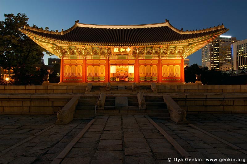  stock photography | Junghwajeon Hall at Night at Deoksugung Palace in Seoul, South Korea, Seoul, South Korea, Image ID KR-SEOUL-DEOKSUGUNG-0001