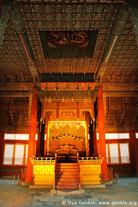  stock photography | The Throne in Junghwajeon Hall at Deoksugung Palace in Seoul, South Korea, Seoul, South Korea, Image ID KR-SEOUL-DEOKSUGUNG-0007