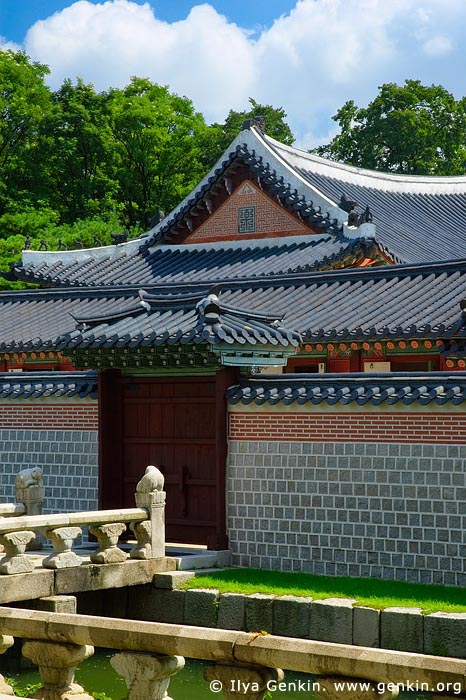  stock photography | Inside Gyeongbokgung Palace in Seoul, South Korea, Seoul, South Korea, Image ID KR-SEOUL-GYEONGBOKGUNG-0010