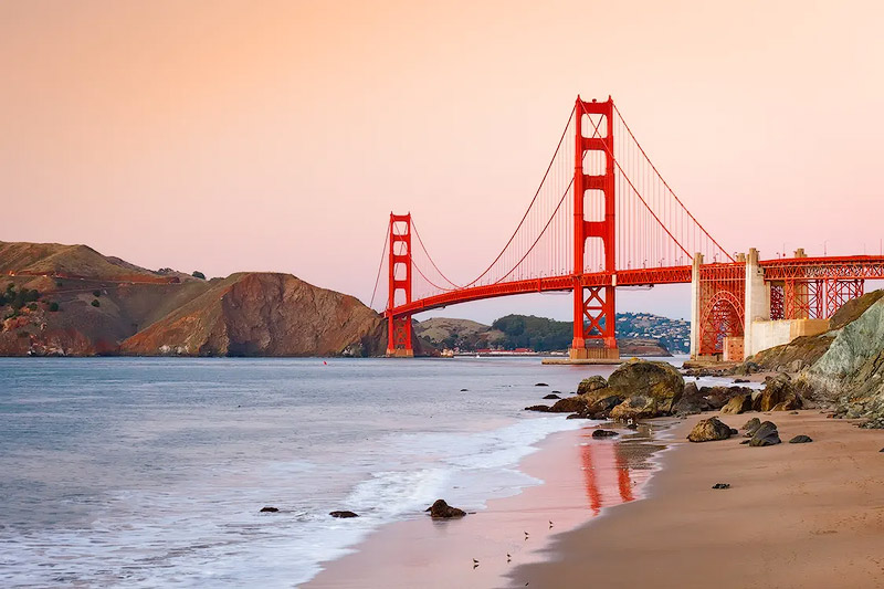 Golden Gate Bridge, Baker Beach, San Francisco, California, USA. Shutterstock: 96019205, Author: S.Borisov