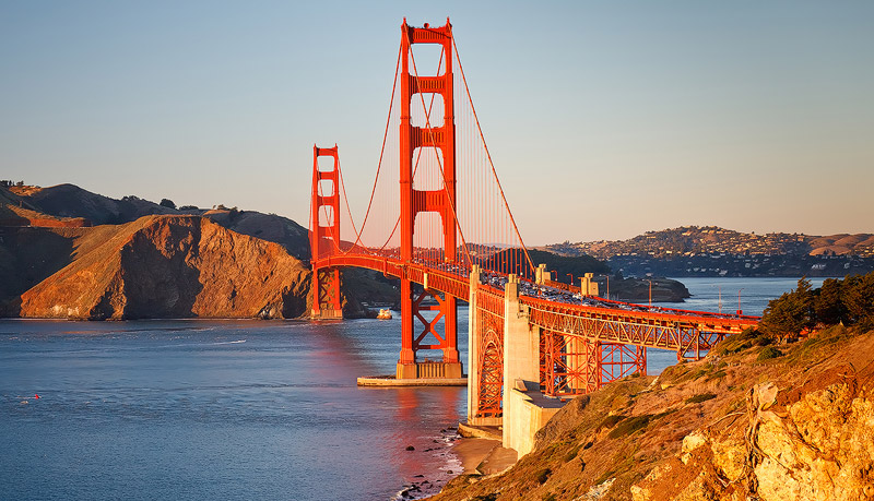 Golden Gate Bridge, Langdon Court, San Francisco, California, USA